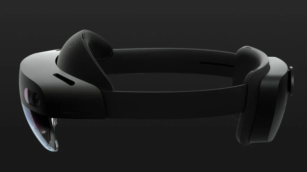 Visual published with the cited source for this record: Microsoft called HoloLens holographic before it shipped