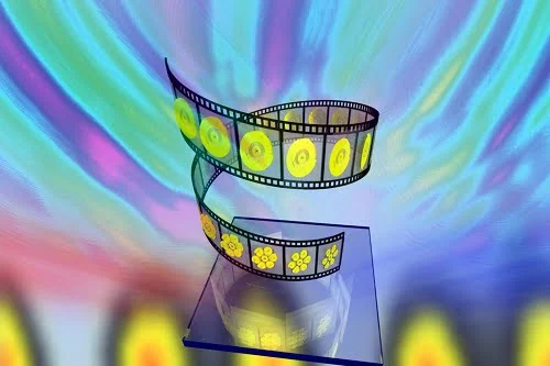 Visual for this record: A multiplex hologram is built from strips of movie film